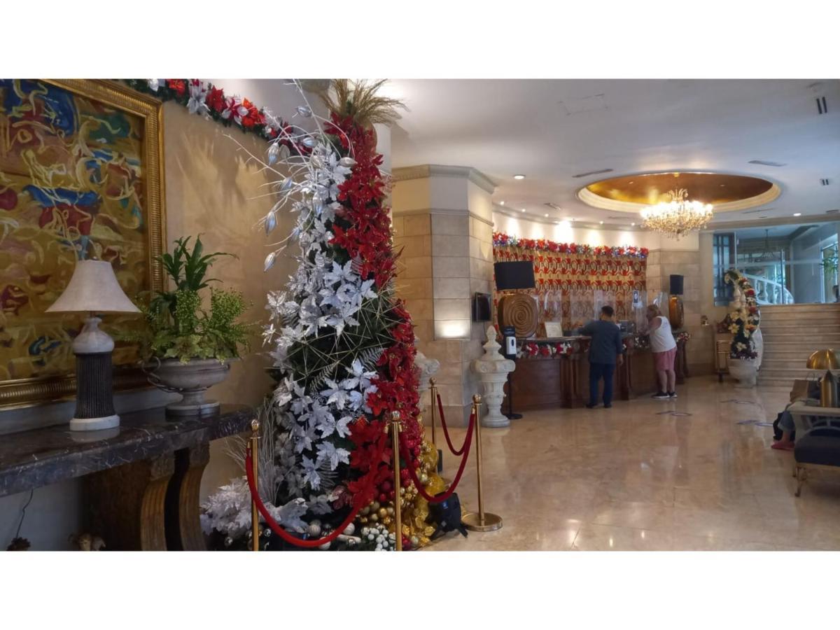 Capital O 914 Makati Palace Hotel Makati City Екстериор снимка
